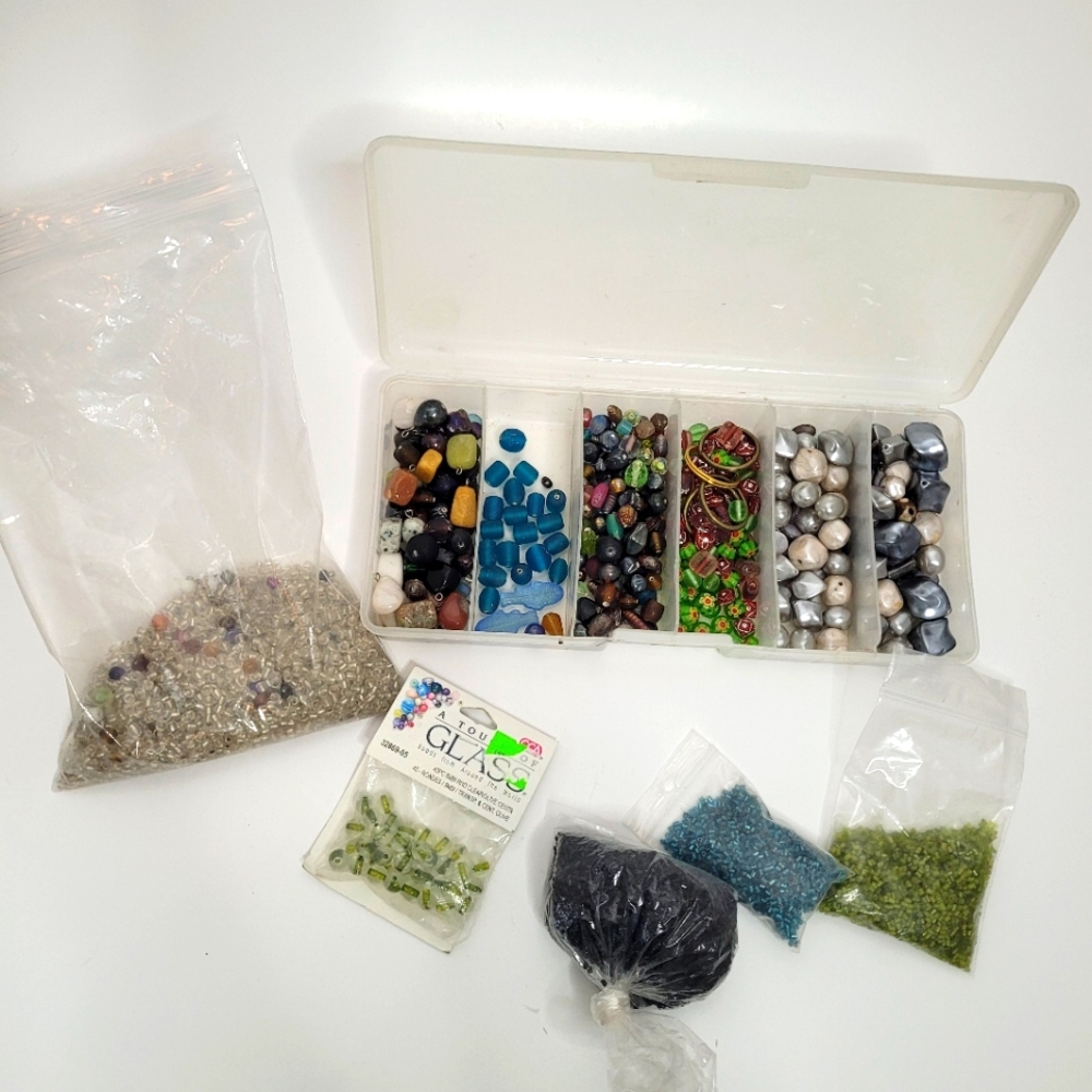 Assorted bead lot for jewelry making and crafting